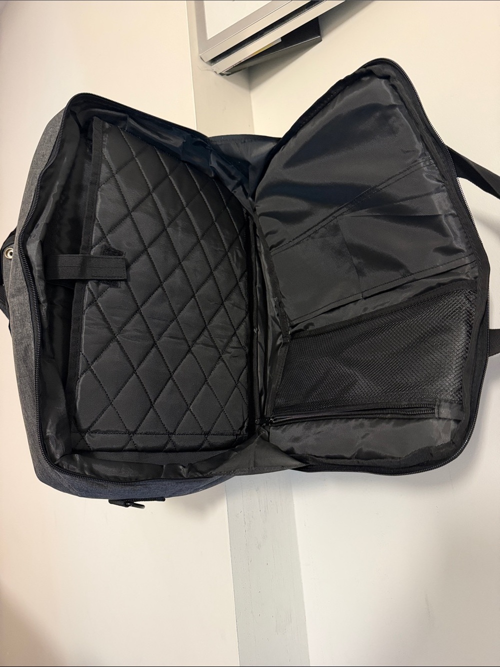 NWOT Tissot Gray Travel Backpack - Picture 4 of 5